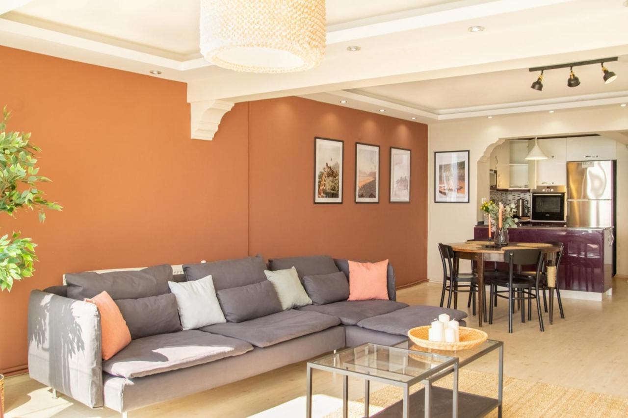 Exceptional Flat With Gorgeous Sea View In Izmir Apartment Luaran gambar