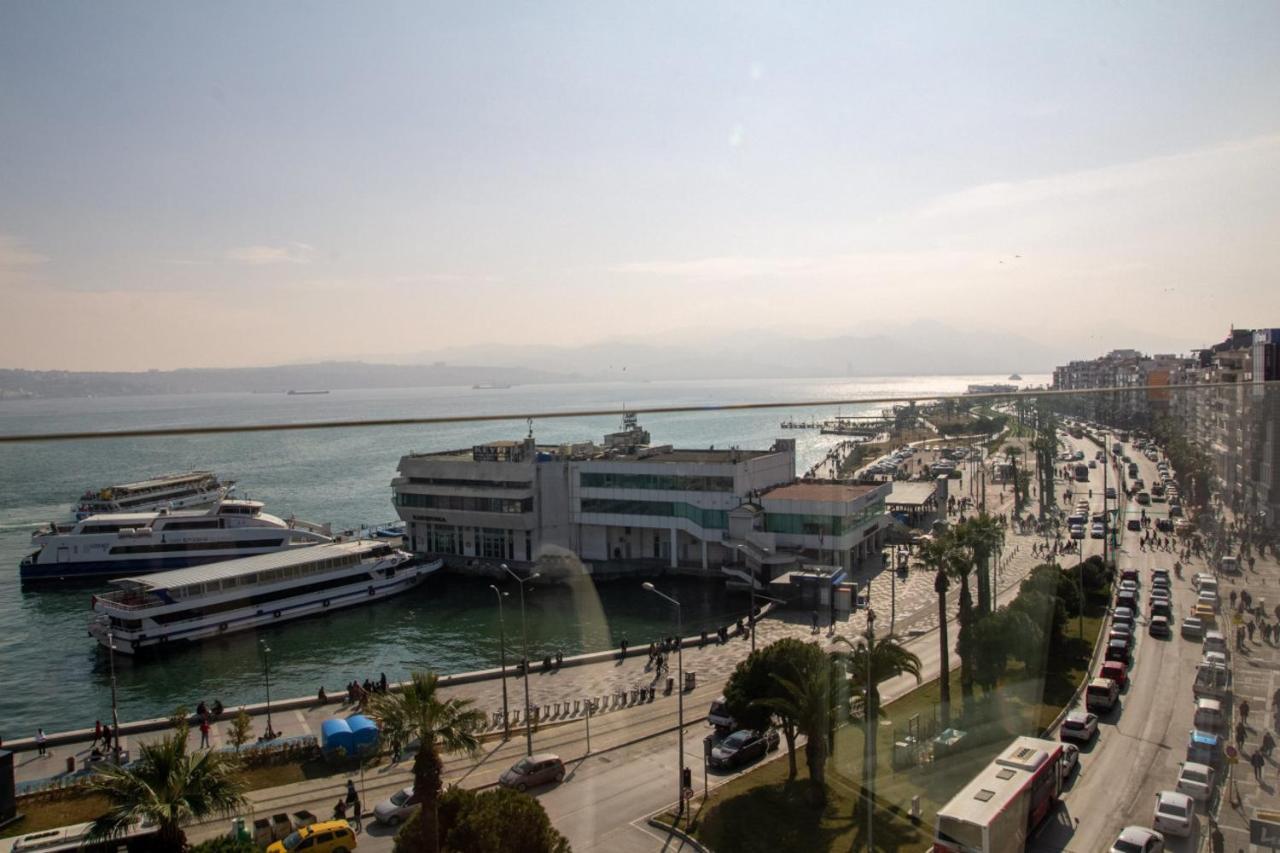 Exceptional Flat With Gorgeous Sea View In Izmir Apartment Luaran gambar